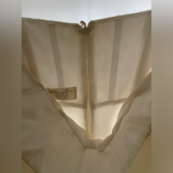 SAMPLE NEVER WORN OR ALTERED Ellery Gown Temple By Bo & Luca wedding dress - Picture 9 of 11